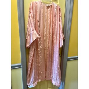 Victoria's Secret Robe Missing belt